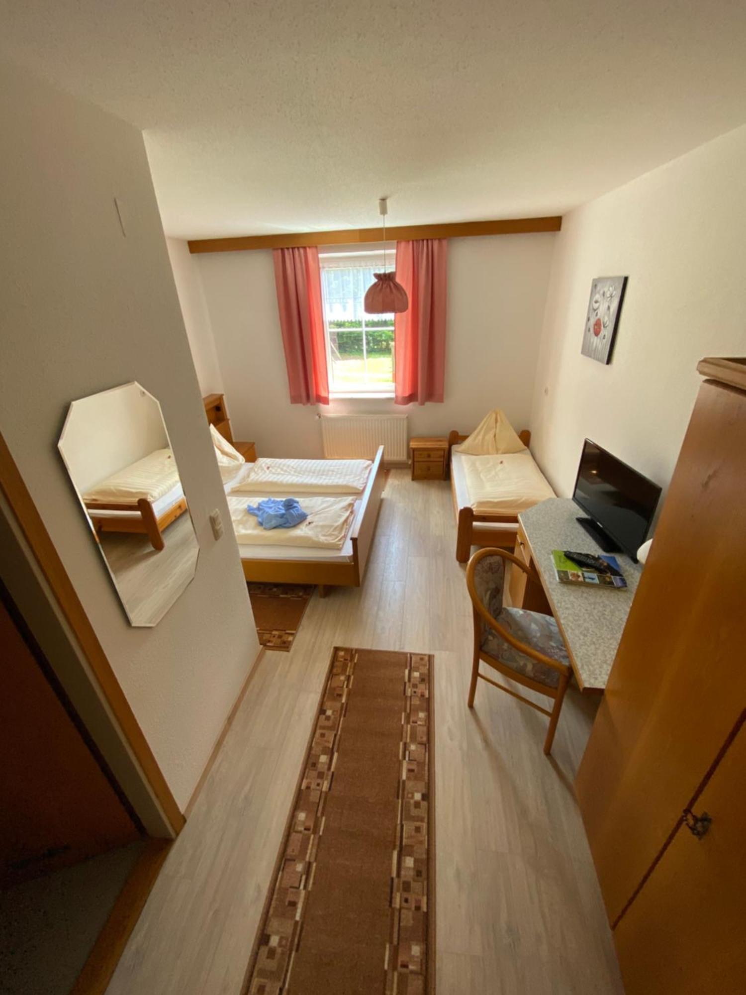Gasthof Widenschek Thalheim Kültér fotó